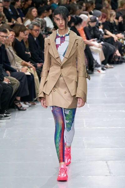Look 33